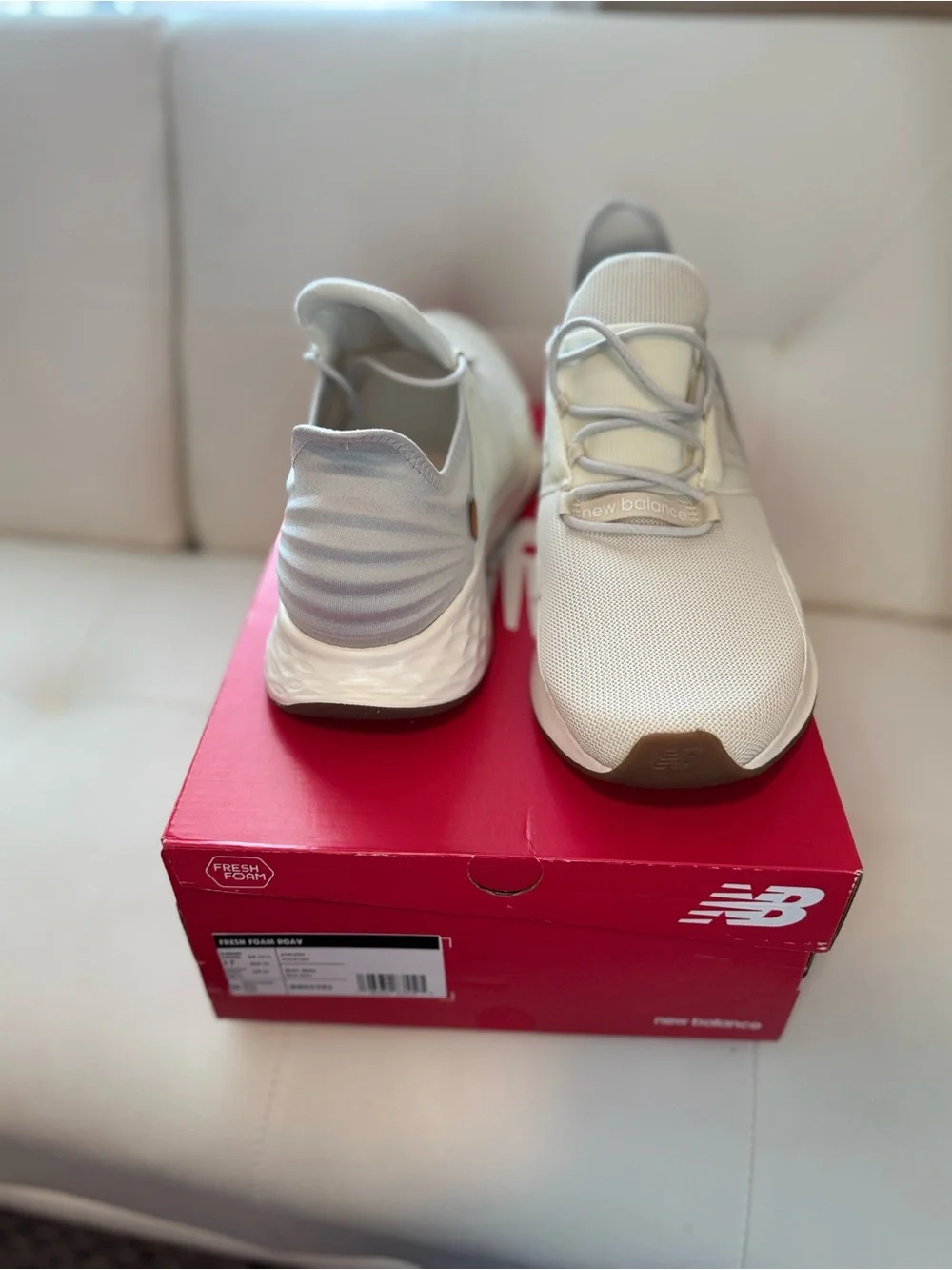 New Balance Men's Fresh Foam Roav Running Shoes - Light Gray/White